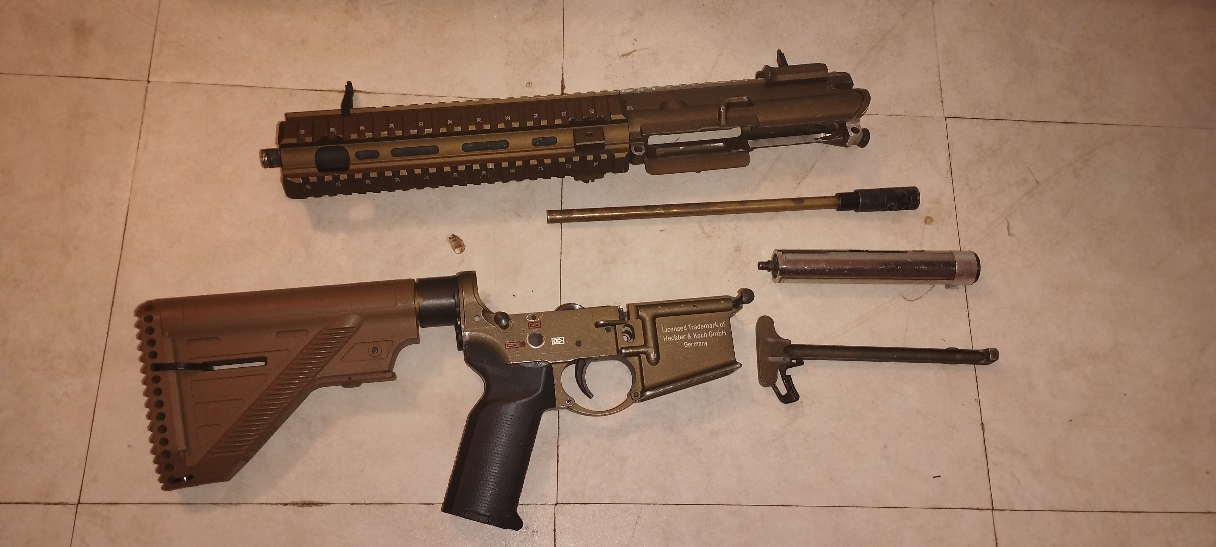 HK416A5 PTW sur base de corps GBB-R VFC usiné pour accueillir une mécanique PTW